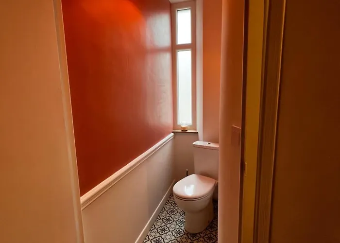 Richard Merrill, En Plein Centre, 4 Pers * Sainte-Mère-Église